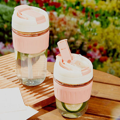 kaufen Große Kapazität 380 ml Glasflasche für Kinder mit großem Mund Glasflasche mit Becherdeckel und abnehmbarem Stroh für Büroanwendungen 8*15cm online manufacture