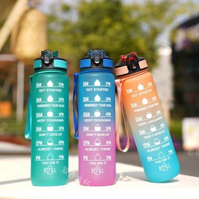 kaufen Tragbare undichtes Sportwasserflasche 32 Oz Wiederverwendbare Wasserflasche mit Motivationszeitmarker und Tragband Giftfreies Humanisiertes Design online manufacture