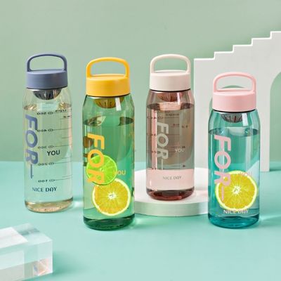 50 Oz 700ml Wasserflasche Kunststoffblumen Tee Personalisierte Kunststoff-Wasserflaschen in großen Mengen mit Druck-Logo Für Sportbüros Häuser