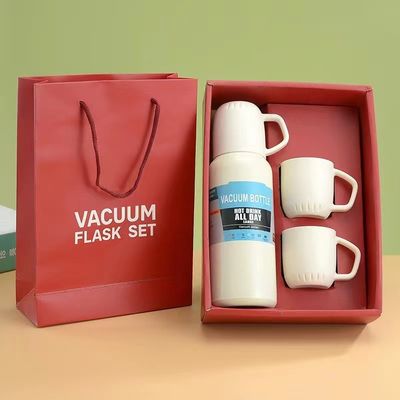 500 ml klassische Vakuumflasche Thermos mit 3 Bechern Langlebiger Edelstahl Korrosion und Oxidationsbeständig hält Getränke warm oder kalt für bis zu 24 Stunden