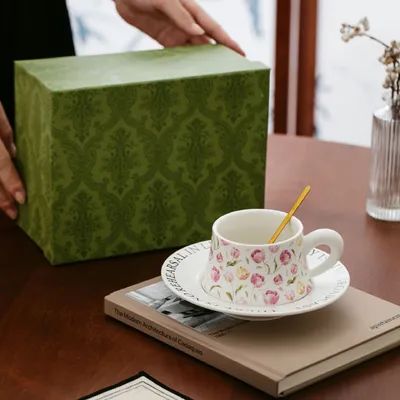 Tulpenblüte Schwarze Geschenkbox Kaffeetasse für Geschenk-Tasse-Set Souvenir Keramik-Tasse Nische