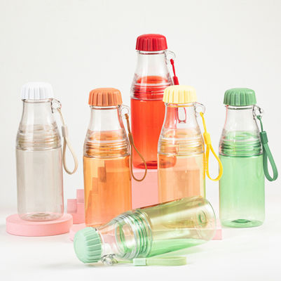 Internetberühmte Doppelzweck-Kleine und erfrischende Wasserbecher mit abnehmbaren Trennscheibe Sommer Portable Handle Student DIY Wasserbecher